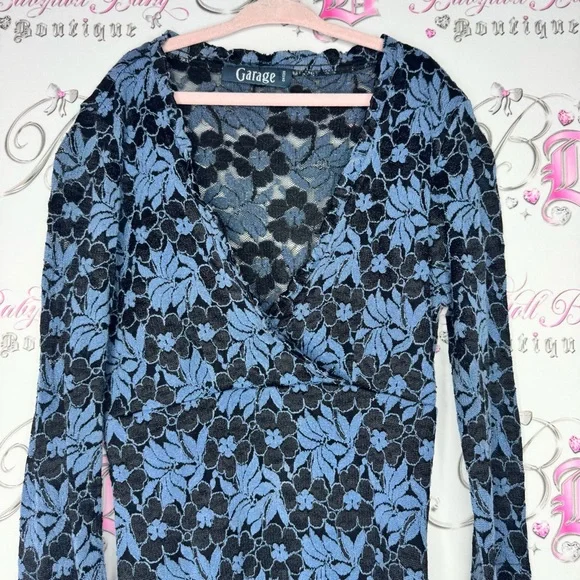 Garage top long sleeve lace blue mesh floral flowers v neck ruffle trim cute - Picture 9 of 9